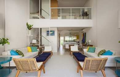 Imagem: A casa em condomínio possui 5 Dormitórios, 5 Banheiros, 5