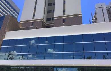 Imagem: O apartamento possui 2 Dormitórios, 3 Banheiros, 2 Vagas na