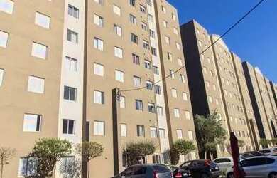 Imagem: O apartamento possui 2 Dormitórios, 1 Banheiro, 1 Vaga na garagem