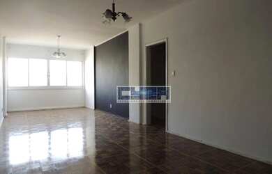 Imagem: O apartamento possui 2 Dormitórios, 3 Banheiros, 1 Vaga na