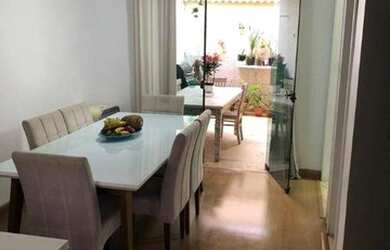 Imagem: A casa em condomínio possui 3 Dormitórios, 3 Banheiros, 2