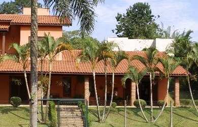 Imagem: A fazenda possui 585m² de Área e está localizado em Colinas