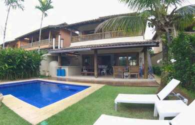 Imagem: A casa em condomínio possui 4 Dormitórios, 5 Banheiros, 4