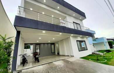 Imagem: A casa em condomínio possui 5 Dormitórios, 5 Banheiros, 4