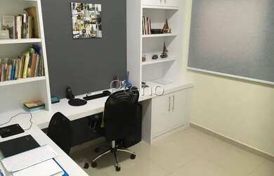 Imagem 8: Venda Casa com 222,00 metroQuadrado, 4 dormitório s , 2 vaga s . Swiss...