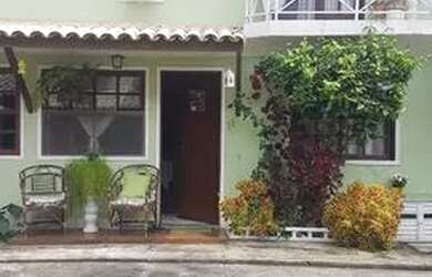 Imagem: A casa possui 2 Dormitórios, 2 Banheiros, 1 Vaga na garagem