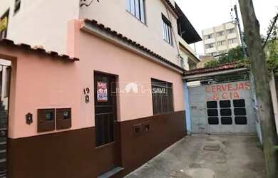 Imagem: A casa possui 1 Dormitório, 1 Banheiro, 49m² de Área e está