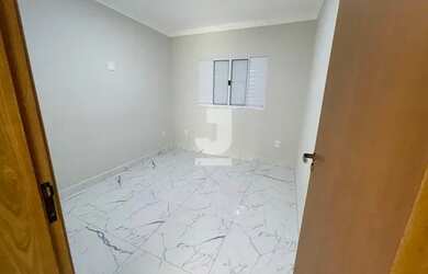 Imagem 8: Casa à venda por 860.000,00 no bairro Jardim Vista Alegre, em Bragança...