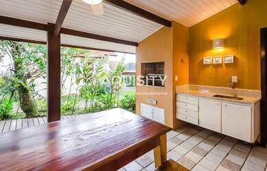Imagem 8: Casa em Guarujá. Churrasqueira, Ar-condicionado, 300m² de Áreae1 Vaga...