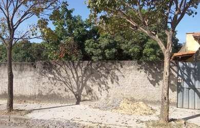 Imagem 3: zap vende se meio lote. 170m² de Área