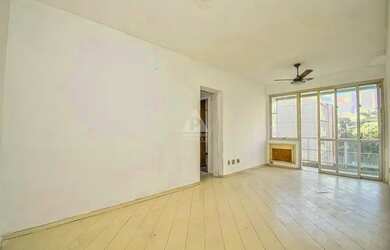 Imagem: O apartamento possui 2 Dormitórios, 3 Banheiros, 1 Vaga na