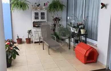 Imagem 6: Sobrado de Alto Padrão para Venda com Piscina no Alto de Santana