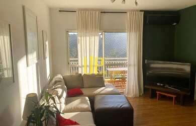 Imagem: O apartamento possui 2 Dormitórios, 2 Banheiros, 2 Vagas na