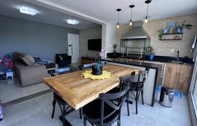 Imagem: O apartamento possui 3 Dormitórios, 2 Banheiros, 1 Vaga na