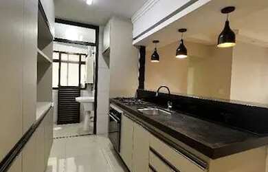 Imagem: O apartamento possui 3 Dormitórios, 2 Banheiros, 1 Vaga na