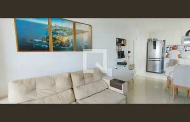 Imagem: O apartamento possui 3 Dormitórios, 2 Banheiros, 2 Vagas na