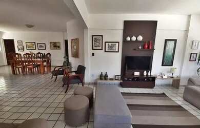 Imagem: O apartamento possui 4 Dormitórios, 3 Banheiros, 2 Vagas na