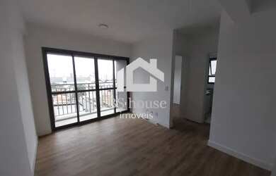 Imagem: O apartamento possui 2 Dormitórios, 2 Banheiros, 2 Vagas na