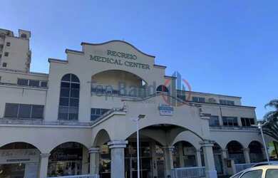 Imagem: O depósito possui 1 Vaga na garagem e 28m² de Área e está