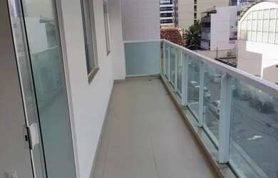 Imagem: O apartamento possui 3 Dormitórios, 2 Banheiros, 2 Vagas na