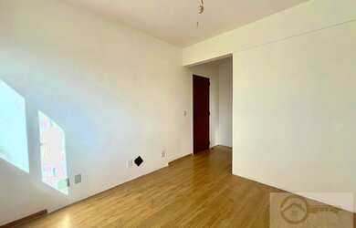 Imagem 15: Apartamento para Venda em Porto Alegre, Santana, 3 dormitórios, 1 suíte, 2 banheiros, 2 va