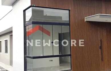 Imagem: A casa possui 3 Dormitórios, 1 Banheiro, 3 Vagas na garagem