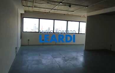 Imagem: CONJ. COMERCIAL - SANTO AMARO - SP