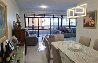 Imagem: O apartamento possui 3 Dormitórios, 4 Banheiros, 3 Vagas na