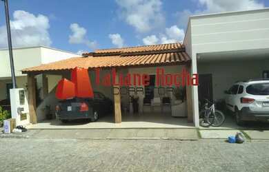 Imagem: A casa em condomínio possui 2 Dormitórios, 1 Banheiro, 2 Vagas