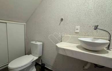 Imagem 8: Ampla Casa com 4 Dormitórios e Lareira à Venda ou para Alugar no Jardim Timbaúva, Gravataí