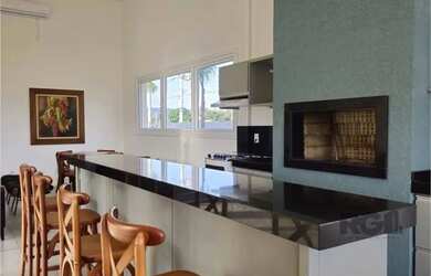 Imagem 16: Casa em Hípica. Piscina, Churrasqueira, Imóvel novoeGuarda roupa