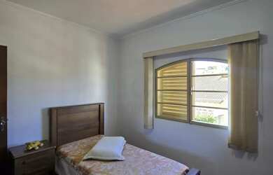 Imagem 14: Excelentes casas á venda no bairro Jardim Quisisana em Poços de Caldas...