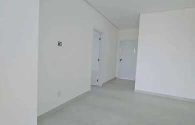 Imagem 13: Casa Duplex no Quinta das Marinas com 3 suítes sendo uma com closet área...