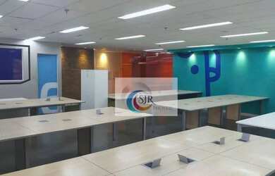 Imagem: O depósito possui 5 Vagas na garagem, 530m² de Área, Imóvel