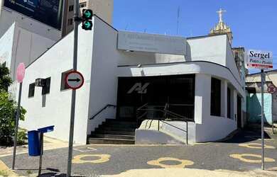 Imagem: A casa possui 1 Dormitório, 2 Banheiros e 177m² de Área e