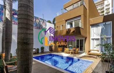 Imagem: A casa possui 4 Dormitórios, 4 Banheiros, 3 Vagas na garagem