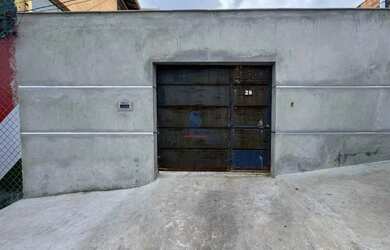 Imagem: O depósito para alugar possui 5 Vagas na garagem e 220m² de