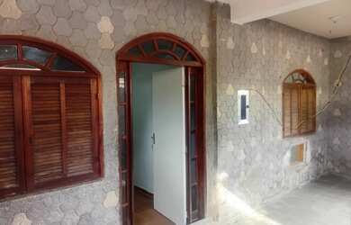 Imagem 3: Aluga-se uma casa. 1 Banheiroe3 Dormitórios