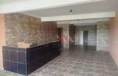 Imagem: A casa possui 3 Dormitórios, 4 Banheiros, 4 Vagas na garagem