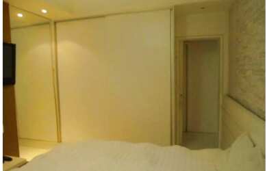 Imagem 1: Perto da estação de metrô , d135 Champs Elysees 3 quartos 2 suítes 9 8 7 4 8 3 1 0 8 Diego