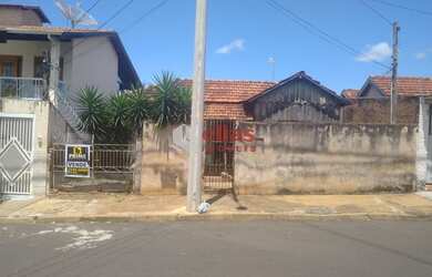 Imagem: O terreno possui 270m² de Área e está localizado em Vila