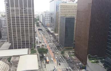 Imagem: O depósito possui 2 Vagas na garagem, 126m² de Área e está