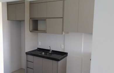 Imagem: O apartamento possui 3 Dormitórios, 1 Banheiro, 1 Vaga na garagem