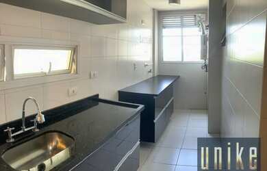 Imagem: O apartamento possui 3 Dormitórios, 2 Banheiros, 2 Vagas na