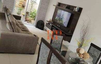 Imagem: A casa possui 3 Dormitórios, 1 Banheiro, 2 Vagas na garagem