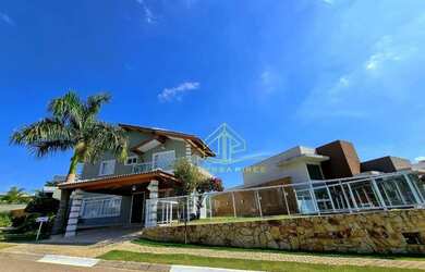 Imagem: A casa em condomínio possui 3 Dormitórios, 3 Banheiros, 2