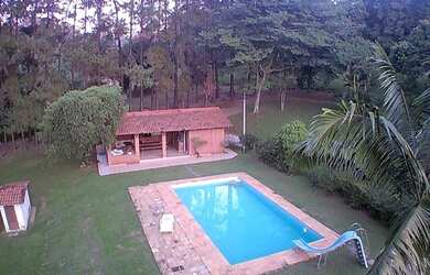 Imagem: A fazenda possui 4m² de Área e está localizado em Mairinque