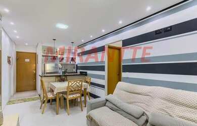 Imagem: O apartamento possui 3 Dormitórios, 2 Banheiros, 2 Vagas na