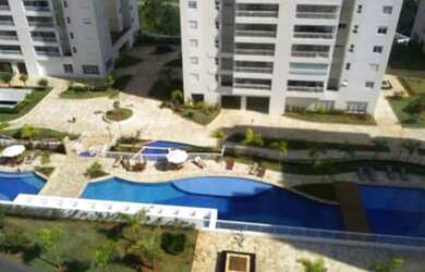 Imagem: O apartamento possui 3 Dormitórios, 1 Banheiro, 3 Vagas na