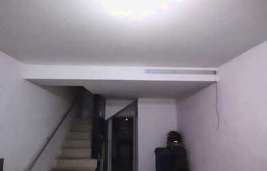 Imagem: A casa possui 2 Dormitórios, 2 Banheiros, 1 Vaga na garagem